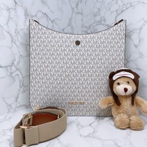 Michael Kors Briley Large Messenger